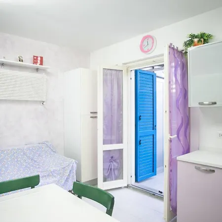 M254 - Marcelli, Bilocale Con Terrazzo A 200mt Dal Mare