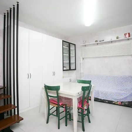 M254 - Marcelli, Bilocale Con Terrazzo A 200mt Dal Mare *