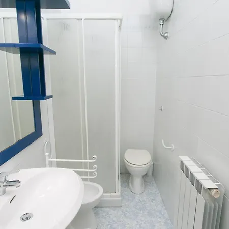 M254 - Marcelli, Bilocale Con Terrazzo A 200mt Dal Mare * Marcelli